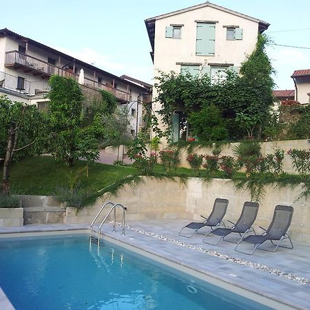 Boutique Hotel Dvor Dobrovo Kültér fotó