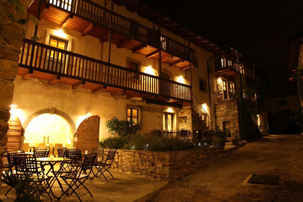 Boutique Hotel Dvor Dobrovo Kültér fotó