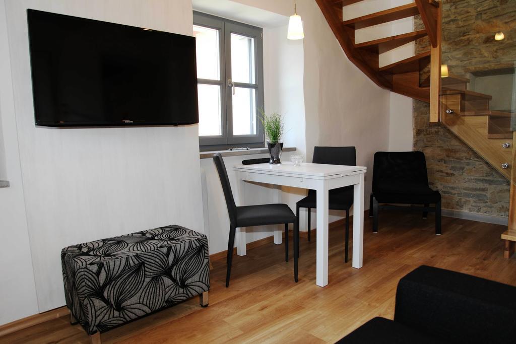 Boutique Hotel Dvor Dobrovo Szoba fotó