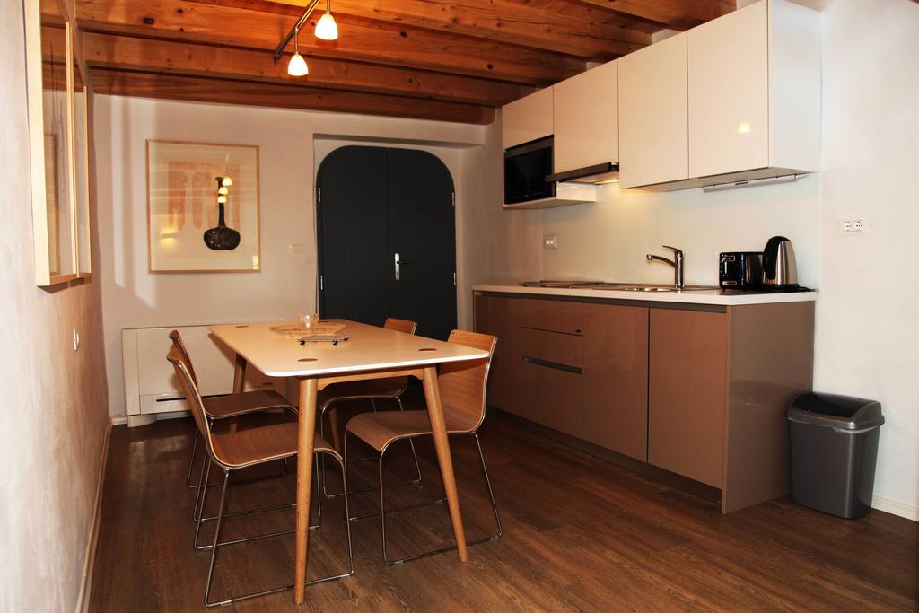 Boutique Hotel Dvor Dobrovo Szoba fotó