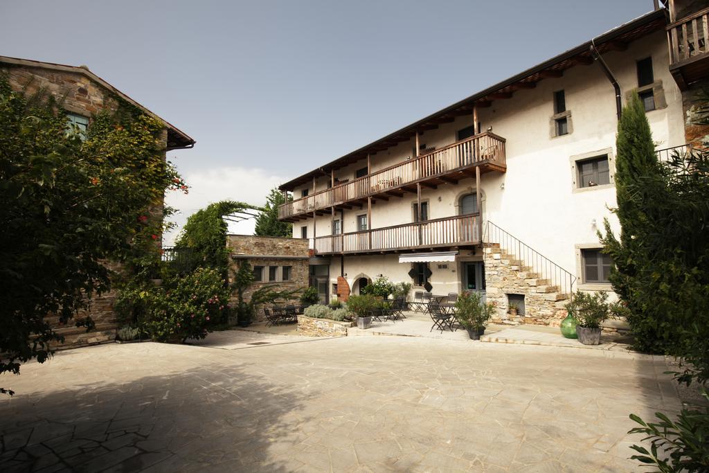 Boutique Hotel Dvor Dobrovo Kültér fotó