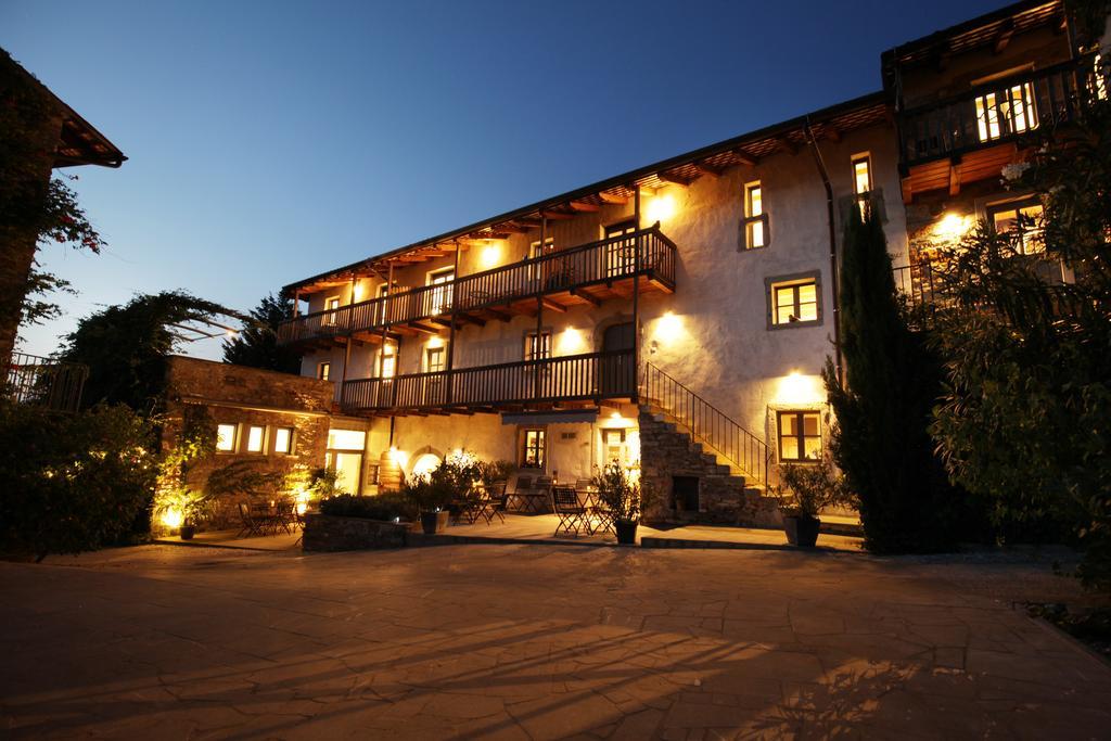 Boutique Hotel Dvor Dobrovo Kültér fotó